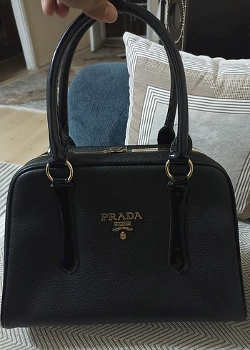 Prada Siyah Deri Kadın Çanta