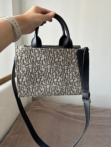  Beden Stradivarius tote çanta