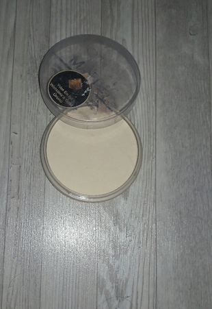 Rimmel London Stay Matte Pudra