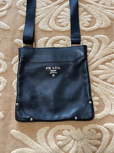 Prada Çanta