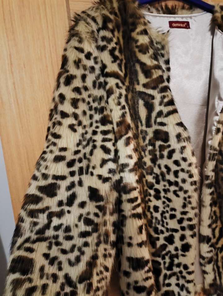 Leopar Desenli Kadın Suni Kürk Ceket - Görsel 3