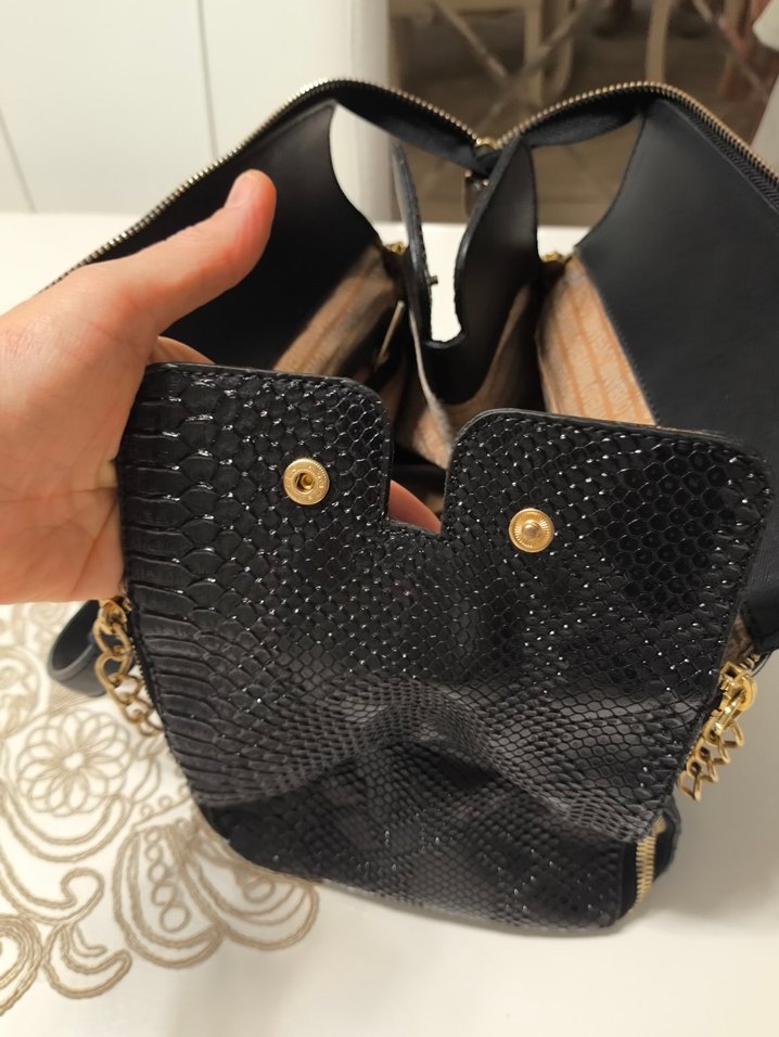 Siyah Yılan Derisi Desenli Deri Kadın Çanta - Görsel 5