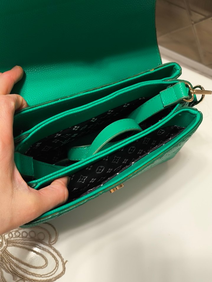 Yeşil Deri Kadın Çanta Tokalı - Görsel 4