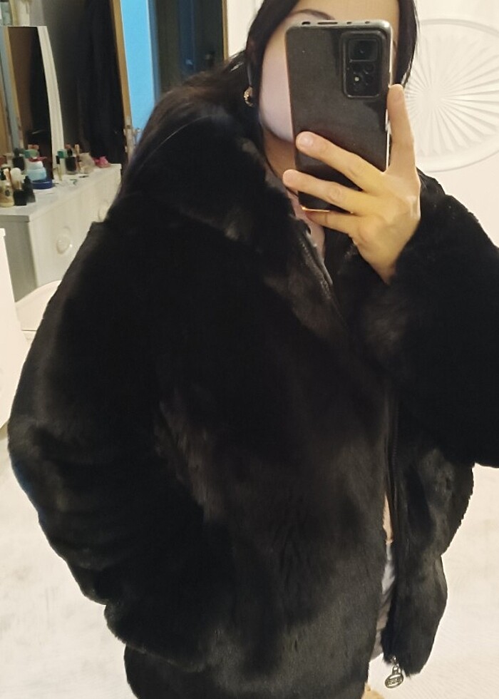 Siyah Kürk - Görsel 2