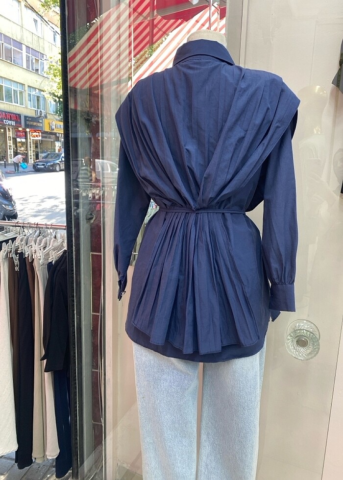 Yazlık gömlek farklı tarzıyla ???? - Görsel 3