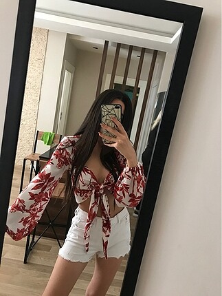 Çiçekli bluz
