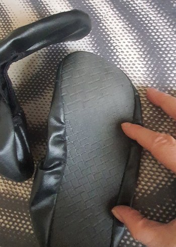 Çocuk Siyah Lastikli Bale Ayakkabısı, Pisi pisi - Görsel 4