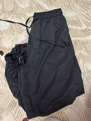 Trendyol & Milla Paraşüt pantolon