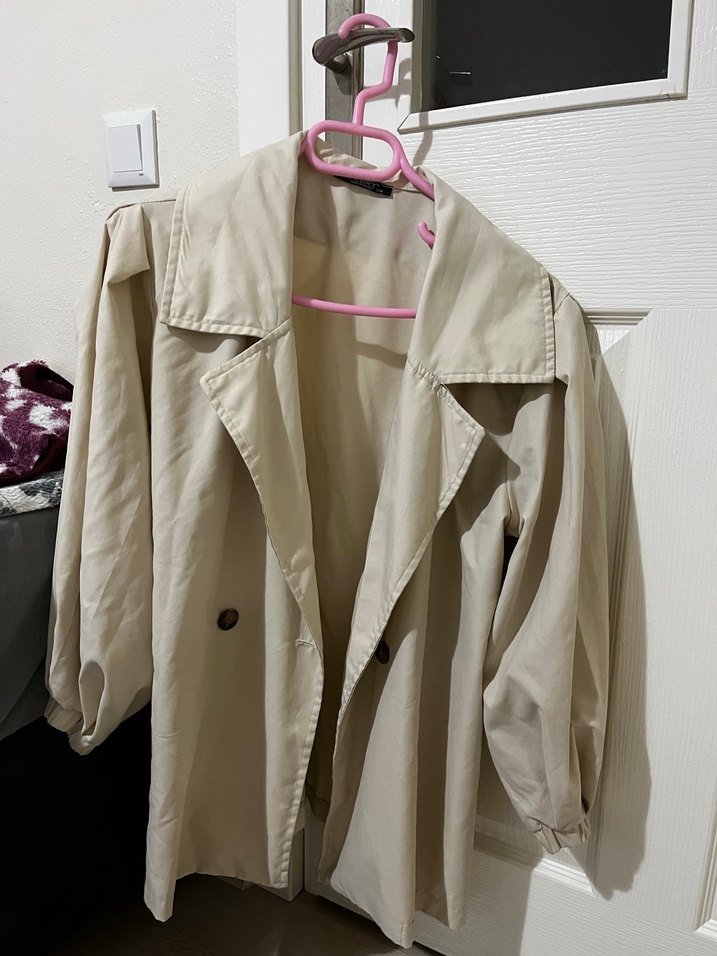 Düğmeli Bej Midi Trençkot - Görsel 2