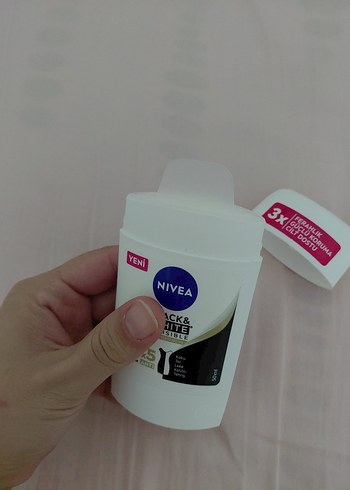 Nivea Nivea Black & White Kadın Deodorant Stick