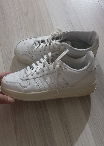 Adidas Beyaz Kadın Spor Ayakkabı