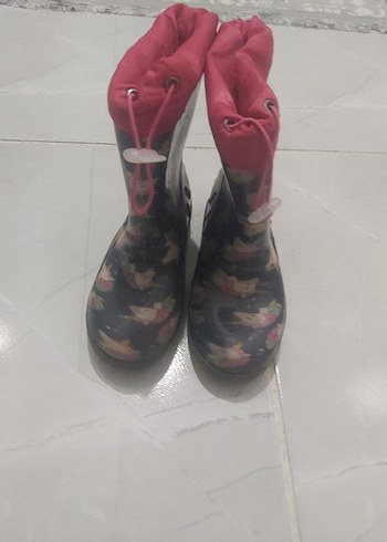 25 Beden LC waikiki kız Çocuk Çok Renkli Lastik Çizme