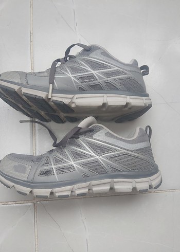 The North Face Gri Spor Kadın Sneakerları Velcro Detaylı