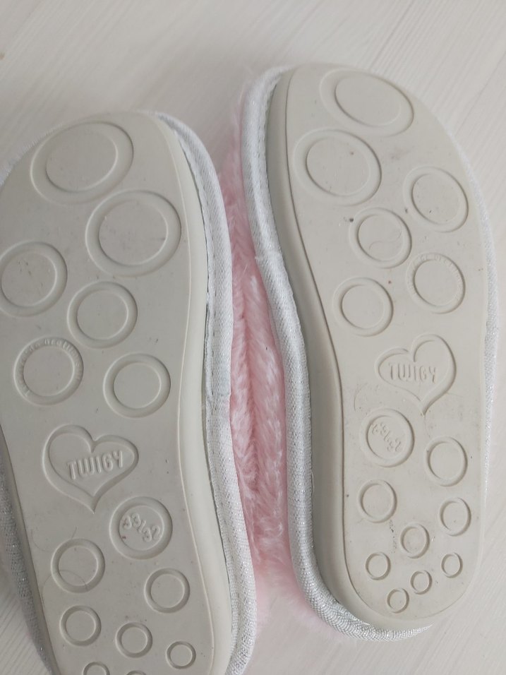 Kızlar için Pembe Kürklü Sıcak Ev Terliği - Görsel 4