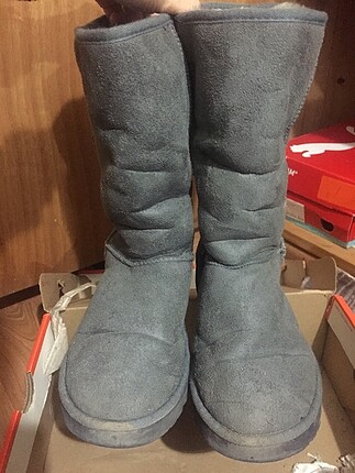 Ugg bot