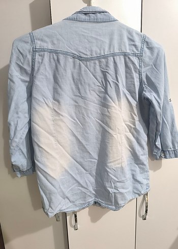 Düğmeli Mavi Denim Kadın Gömlek - Görsel 2