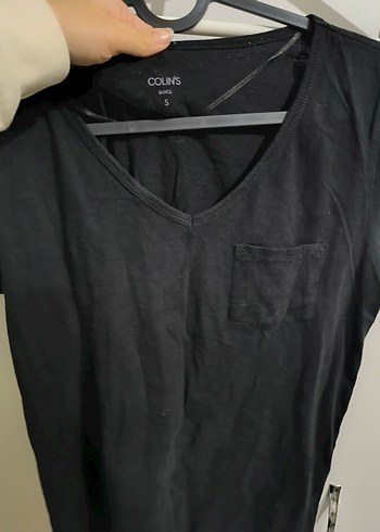 Siyah V Yakalı Kısa Kollu Kadın Tişört - Görsel 2