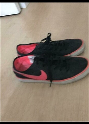 Spor ayakkabi
