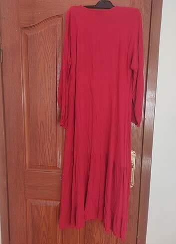 40 Beden kırmızı Renk Yazlık elbise 