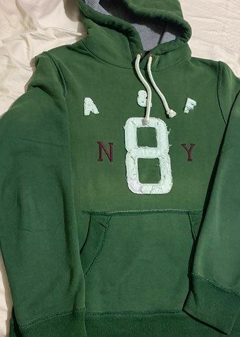 Abercrombie & Fitch m