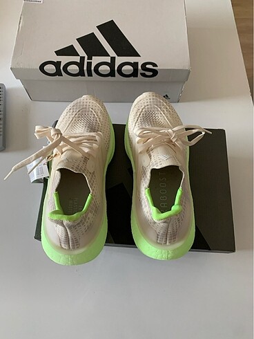 Adidas ultra boost light