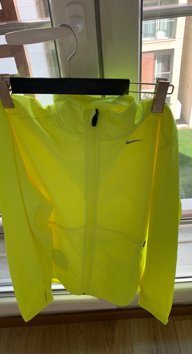 Kadın Sarı Fermuarlı Atletik Yelek Nike dri fit - Görsel 3