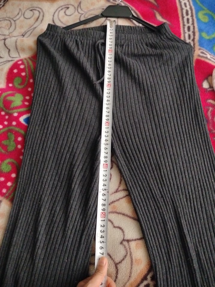 Siyah Kadın Keten Piliseli Bol Pantolon - Görsel 4