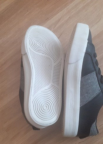 29 Beden siyah Renk H&M Siyah Gri Günlük Çocuk Ayakkabısı