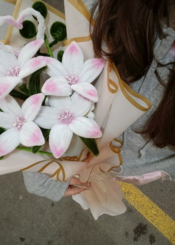 Beyaz pembe detaylı el işi LED li şönil çicek buketimiz - Görsel 10