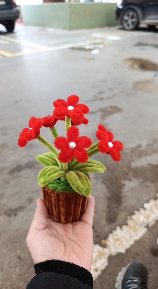 El Yapımı Kırmızı Çiçekli Bohem Saksı - Görsel 3