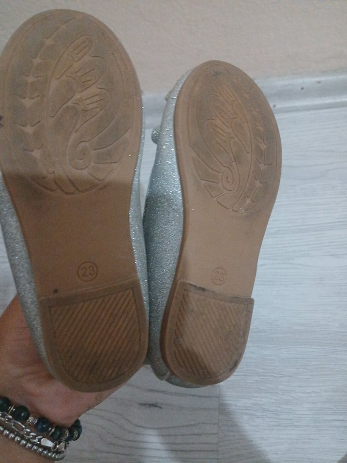 Kız Çocuk Bej Fiyonk Detaylı Babet - Görsel 4