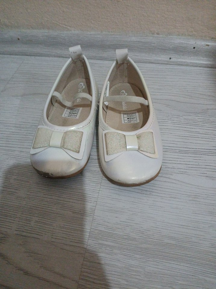 Kız Çocuk Beyaz Fiyonklu Babet Ayakkabı - Görsel 2