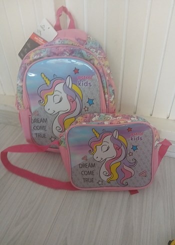 Pastel Pembe Unicorn Temalı Okul Çantası Seti