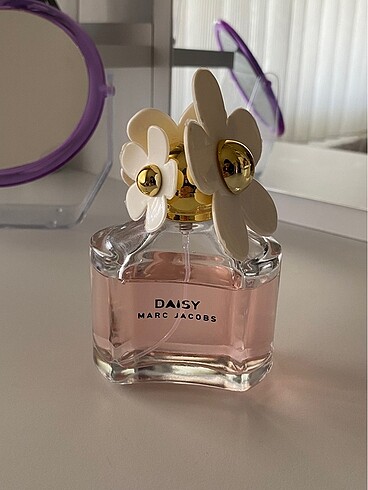 marc jacobs daisy