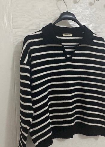 Siyah Beyaz Çizgili Kadın Triko Kazak - Görsel 3