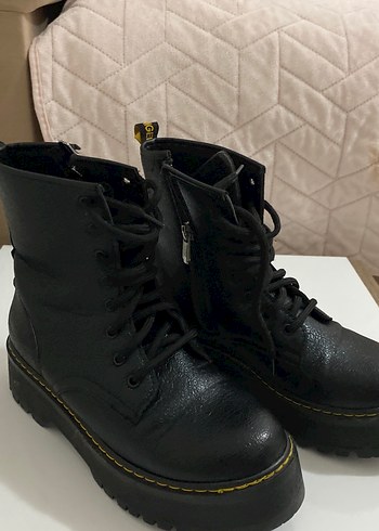 Kadın Bot - Görsel 4