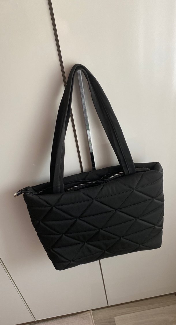 Siyah Fermuarlı Kadın Omuz Çantası - Görsel 3