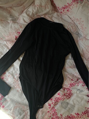 stradivarius uzun kollu bidysuit