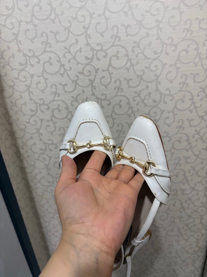 Beyaz Deri Stiletto Tokalı Kadın Ayakkabı - Görsel 3