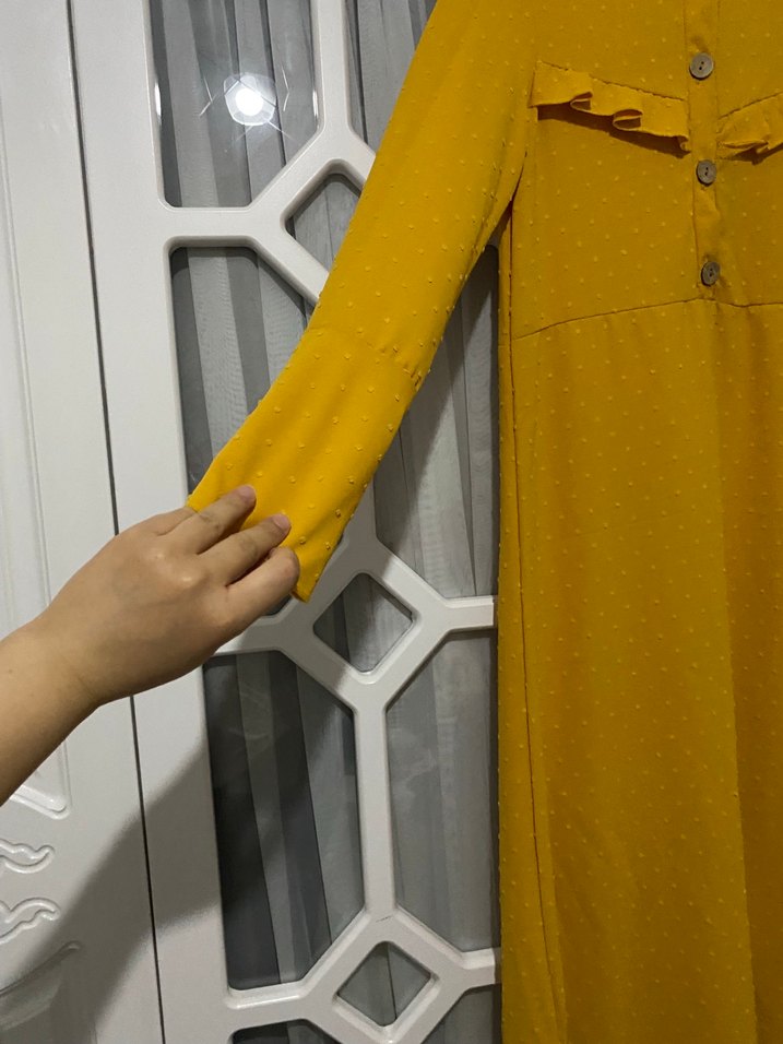 Düğmeli Sarı Uzun Keten Elbise - Görsel 3