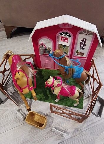Barbie at çiftlik seti - Görsel 10