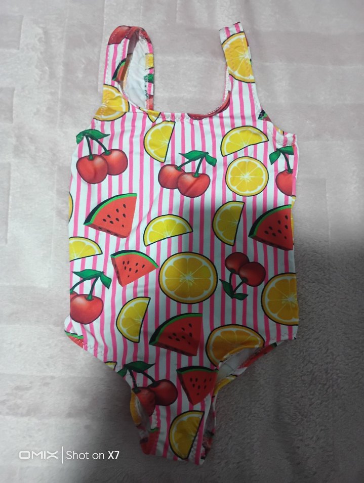 Kız Çocuk Renkli Meyve Desenli Mayo - Görsel 2