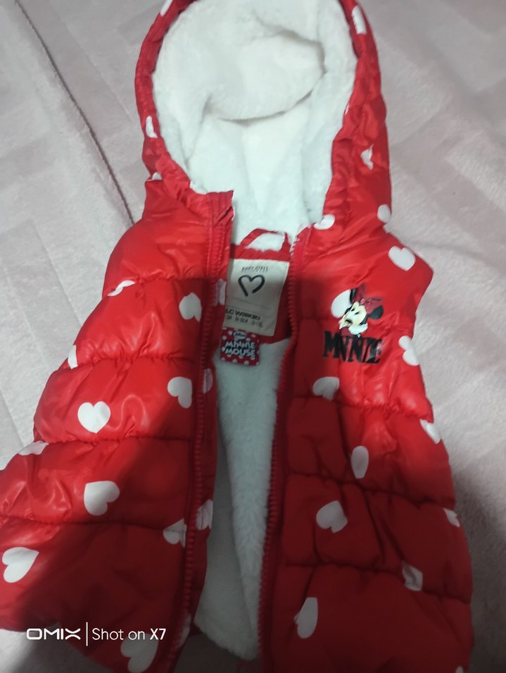 Kız Bebek Kapüşonlu Kırmızı Desenli Tulum - Görsel 4