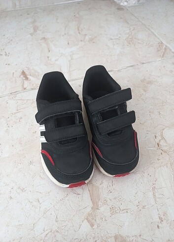 Adidas ayakkabi