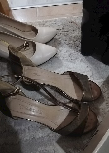 Tokalı Bej ve Gri Stiletto Kadın Ayakkabı - Görsel 2