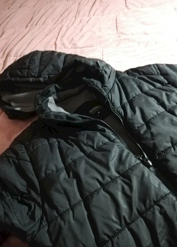 LC Waikiki m