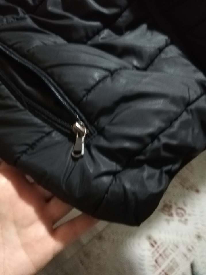 Siyah Kapüşonlu erkek Kışlık Mont - Görsel 3