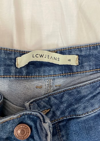LC Waikiki Kadın Mavi Denim Midi Boy Normal Kesim Jean