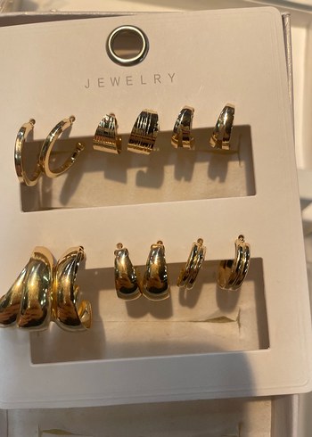 Kadın Altın Renkli Mini Tokalı Küpe Seti - Görsel 2