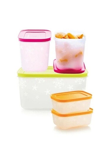 Tupperware Alaska Set.